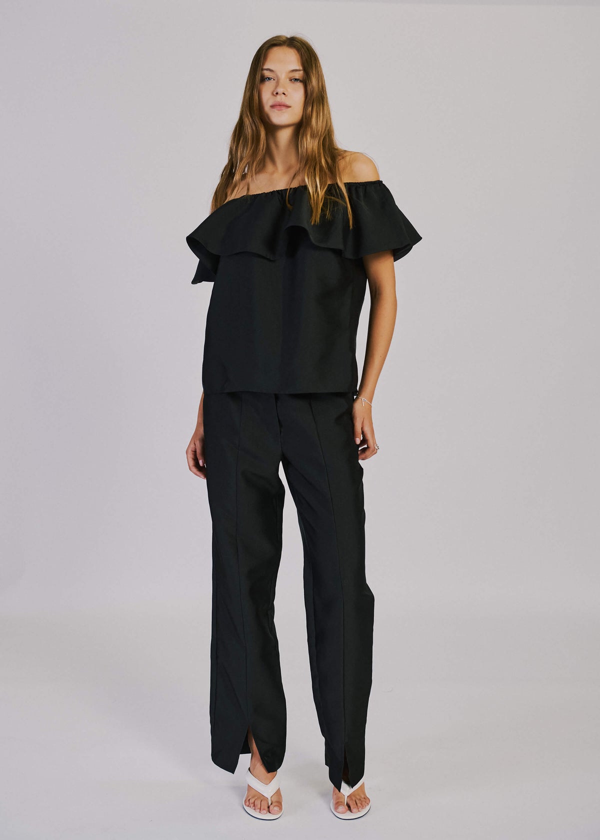 NORR Ana off shoulder top Toppe Black