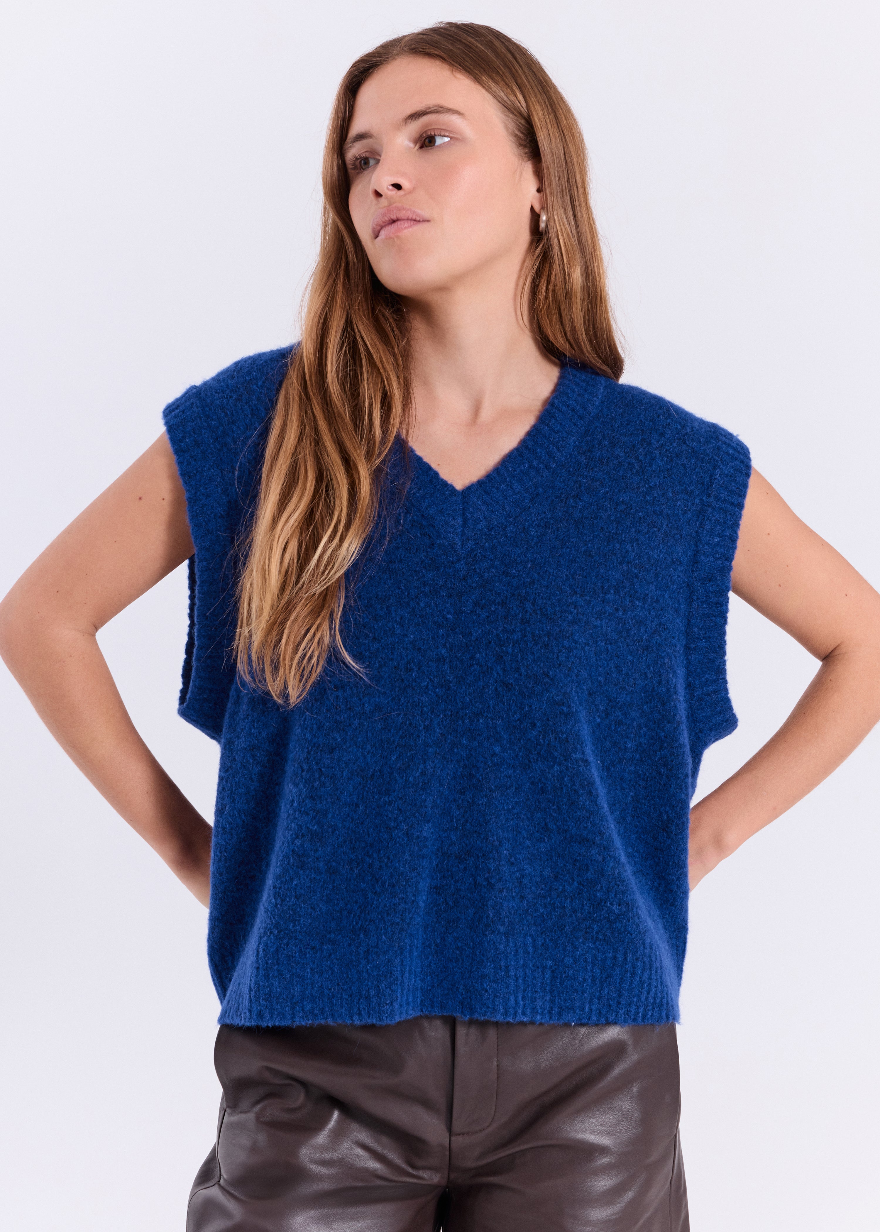 NORR Halli knit v-neck waist coat Strik Blue