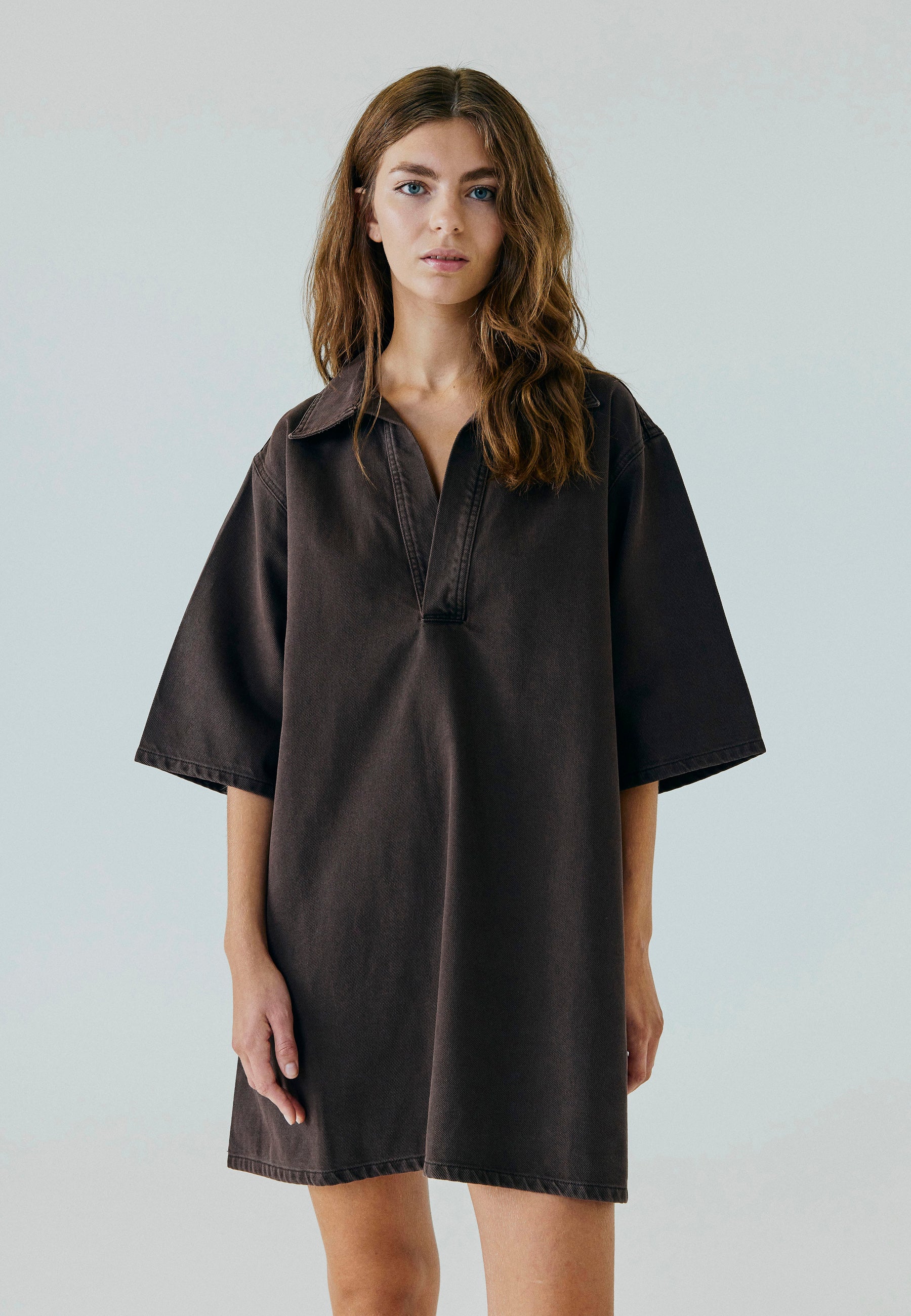 NORR Hannali v-neck denim dress Kjoler Brown washed