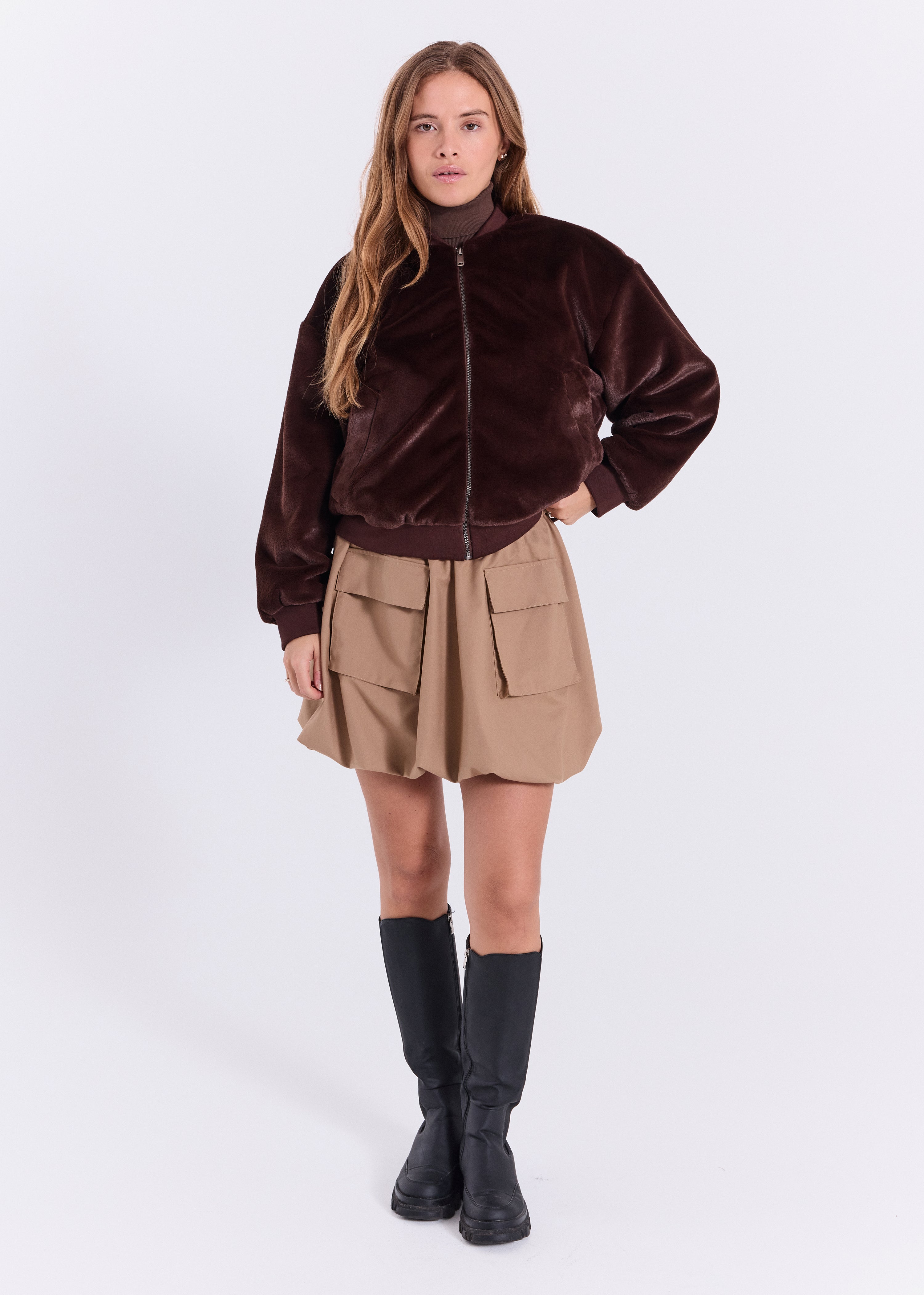 NORR Justina short bubble hem skirt Nederdele Warm Beige