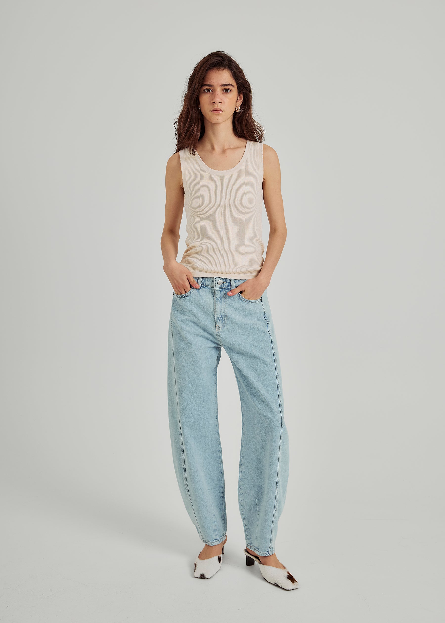 NORR Kenzie barrel jeans Bukser Light blue wash