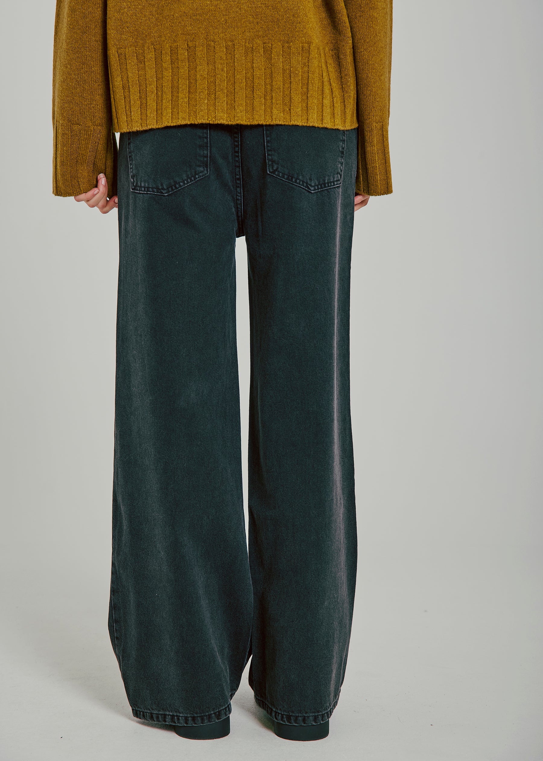 NORR Kenzie pintuck wide jeans Pants Black washed