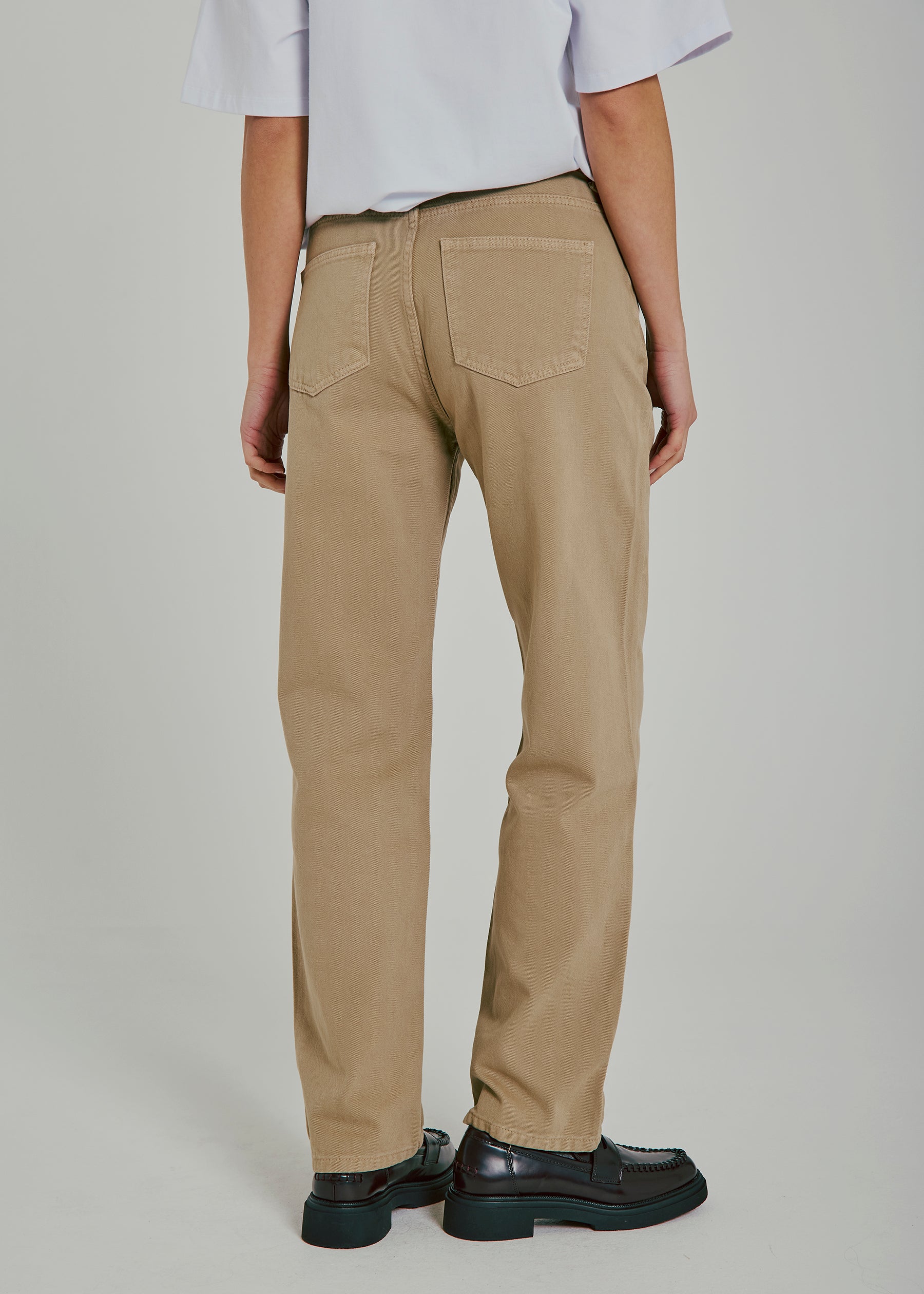 NORR Kenzie relaxed belt jeans Pants Dark Sand