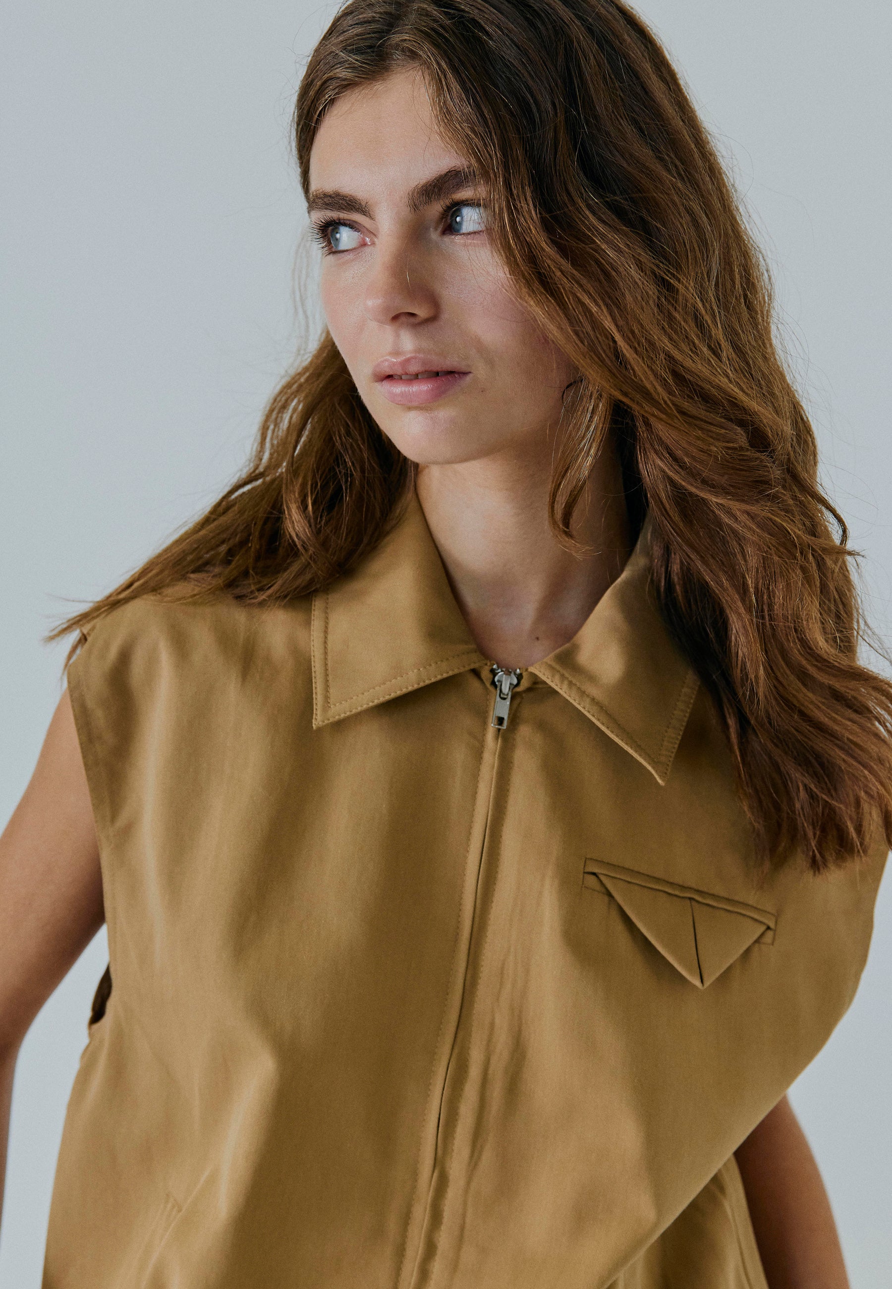 NORR Mille waistcoat Vest Beige