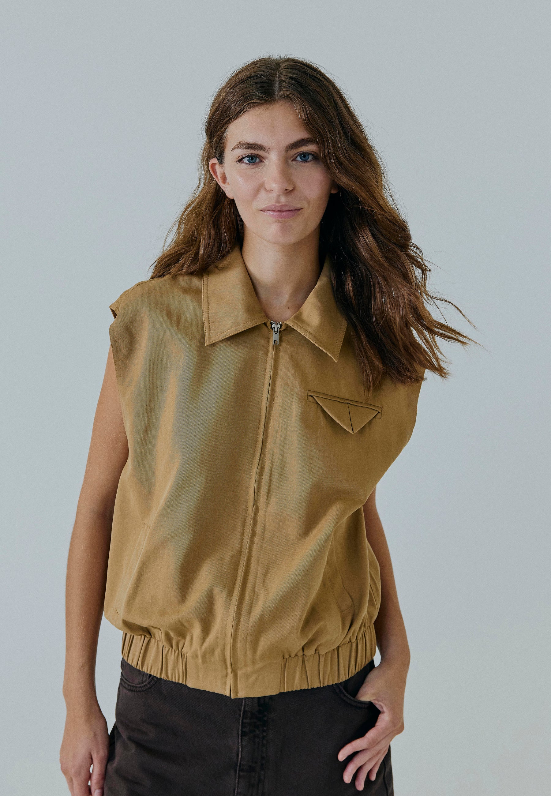 NORR Mille waistcoat Vest Beige