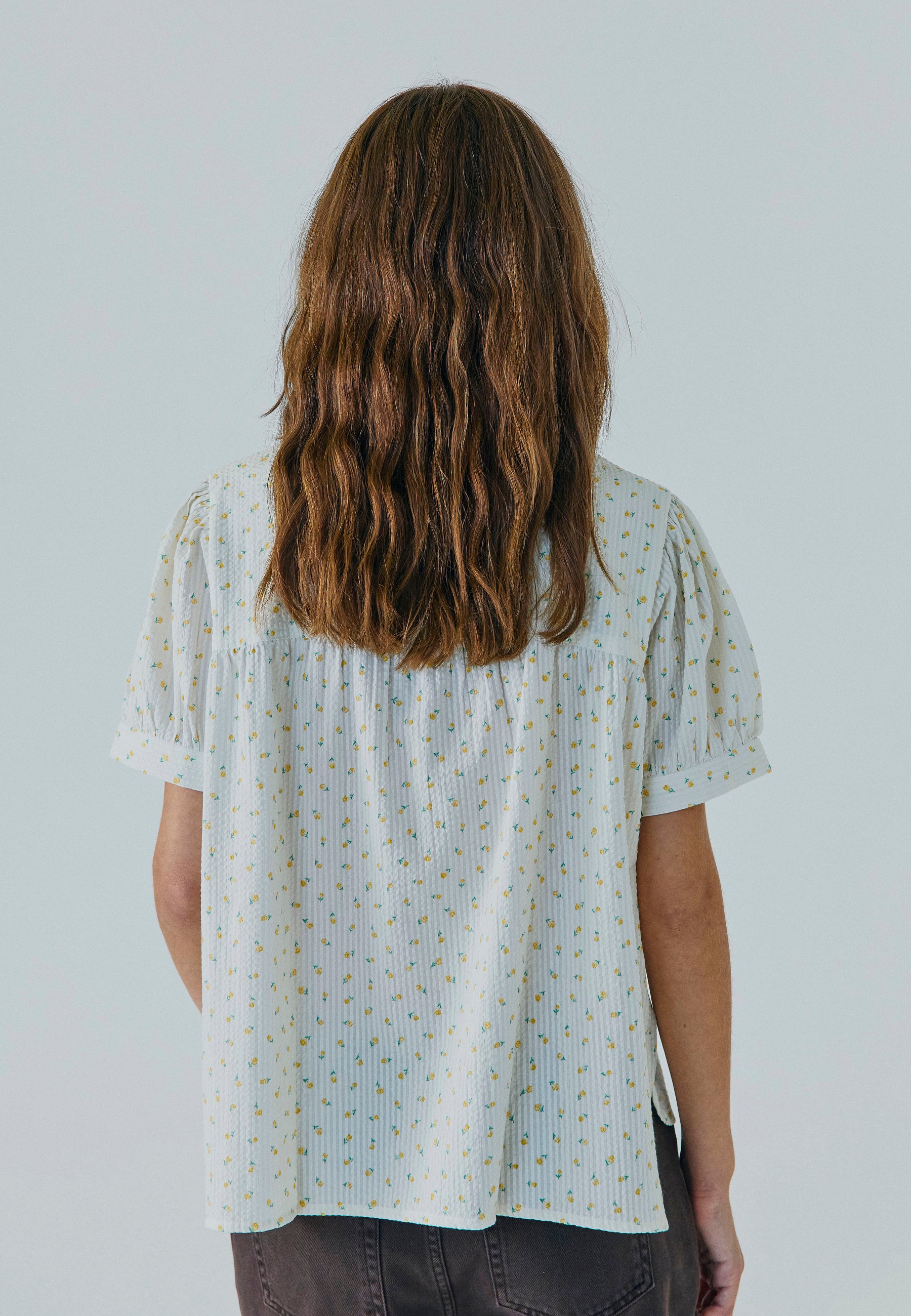NORR NO - Fia ss shirt Skjorter Light yellow flower AOP