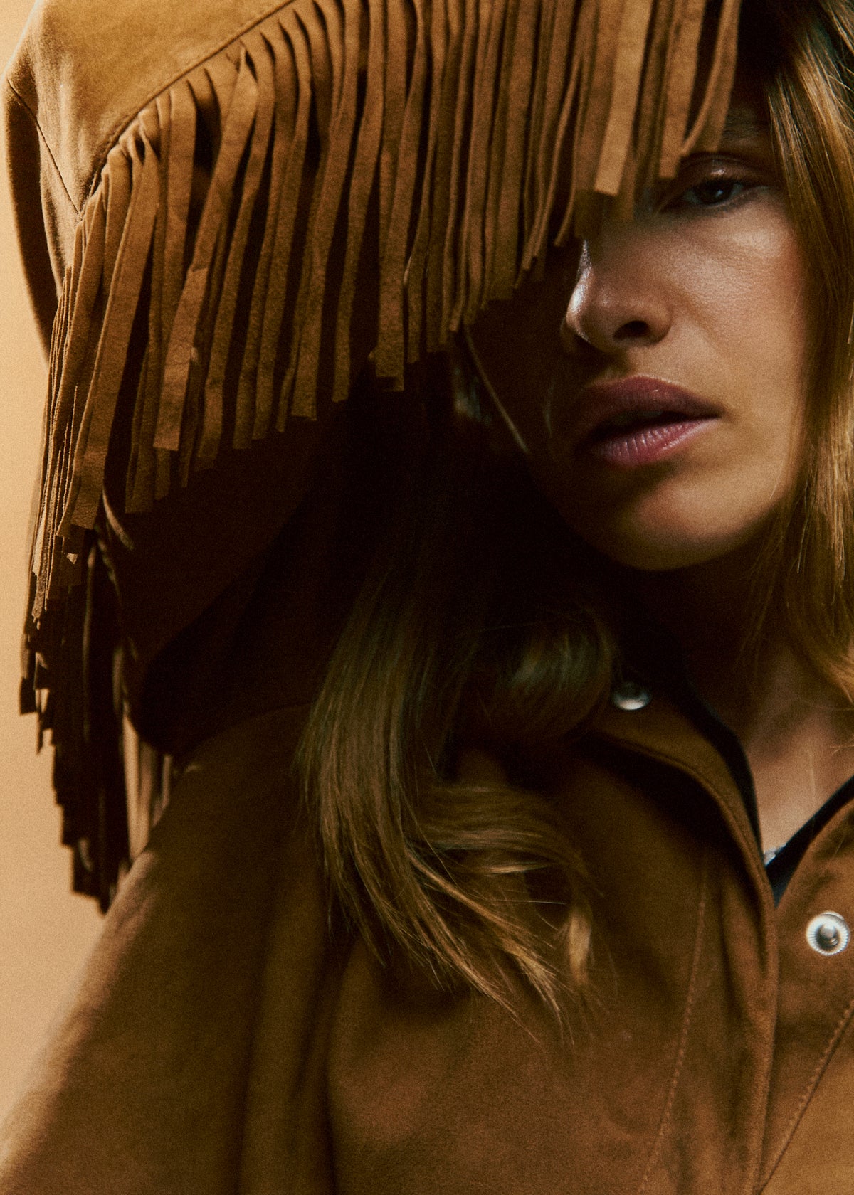NORR Nathalio fringe suede shirt Skjorter Caramel brown