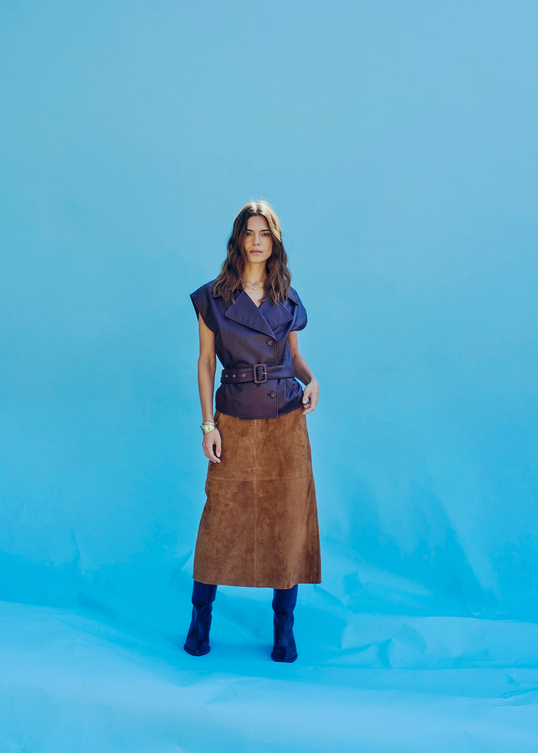 NORR Shelby midi suede skirt Nederdele Cognac