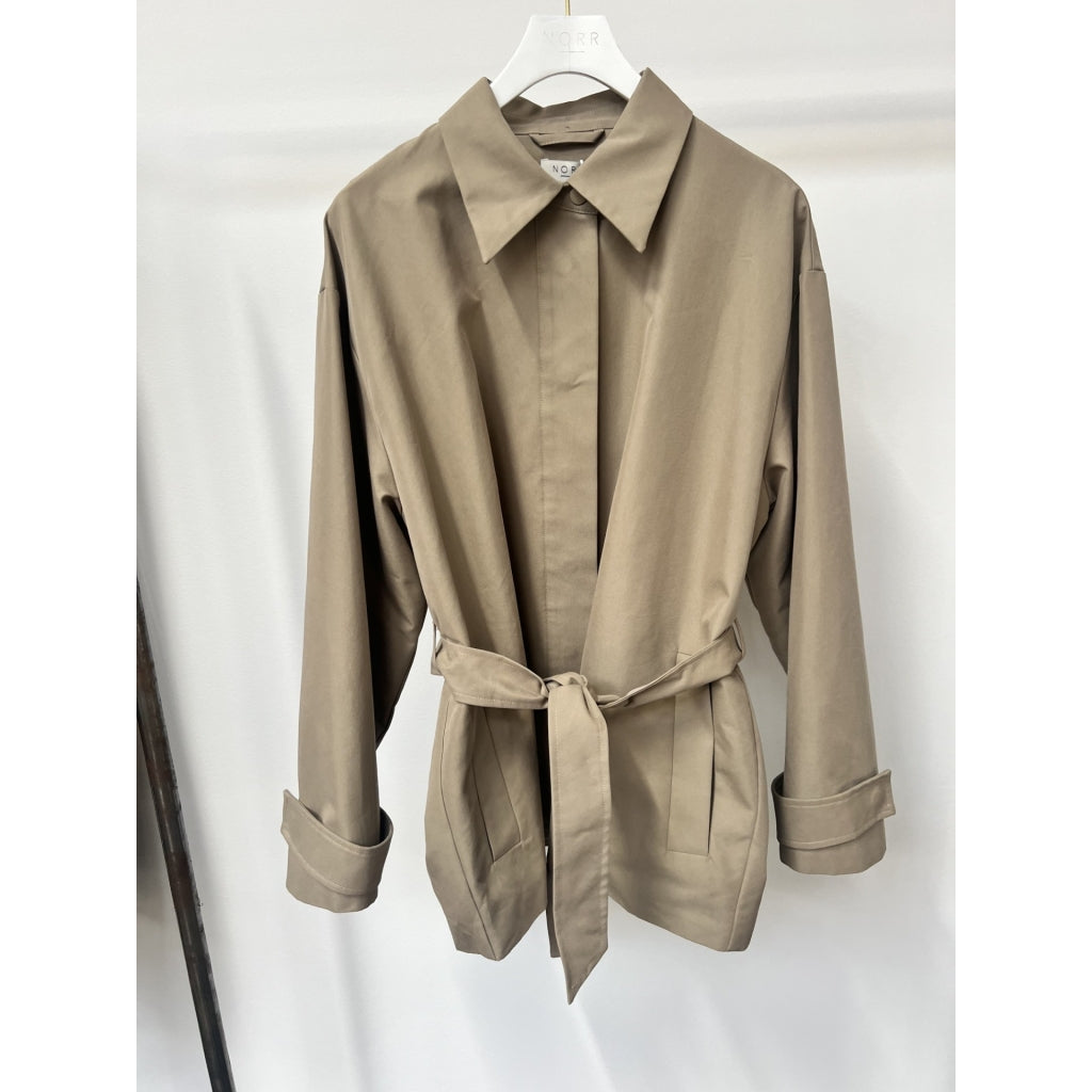 NORR Venja trenchcoat Jakker Warm Beige