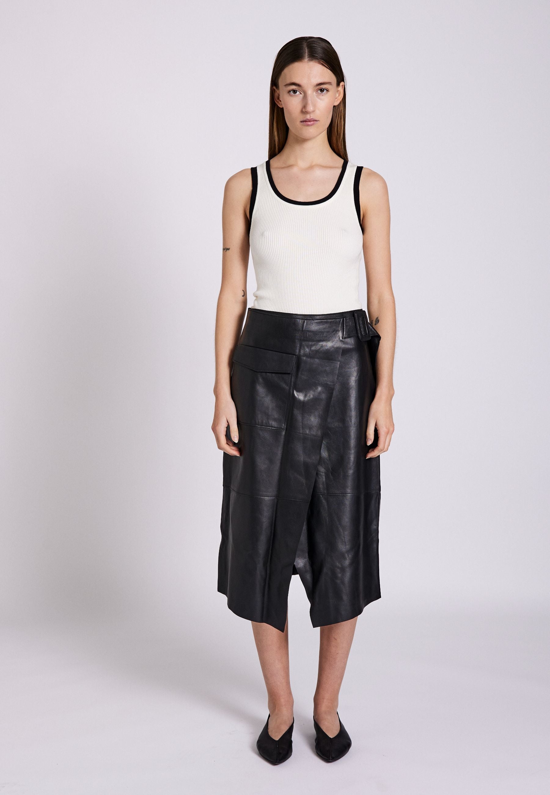 NORR Alba pocket leather skirt Nederdele Black