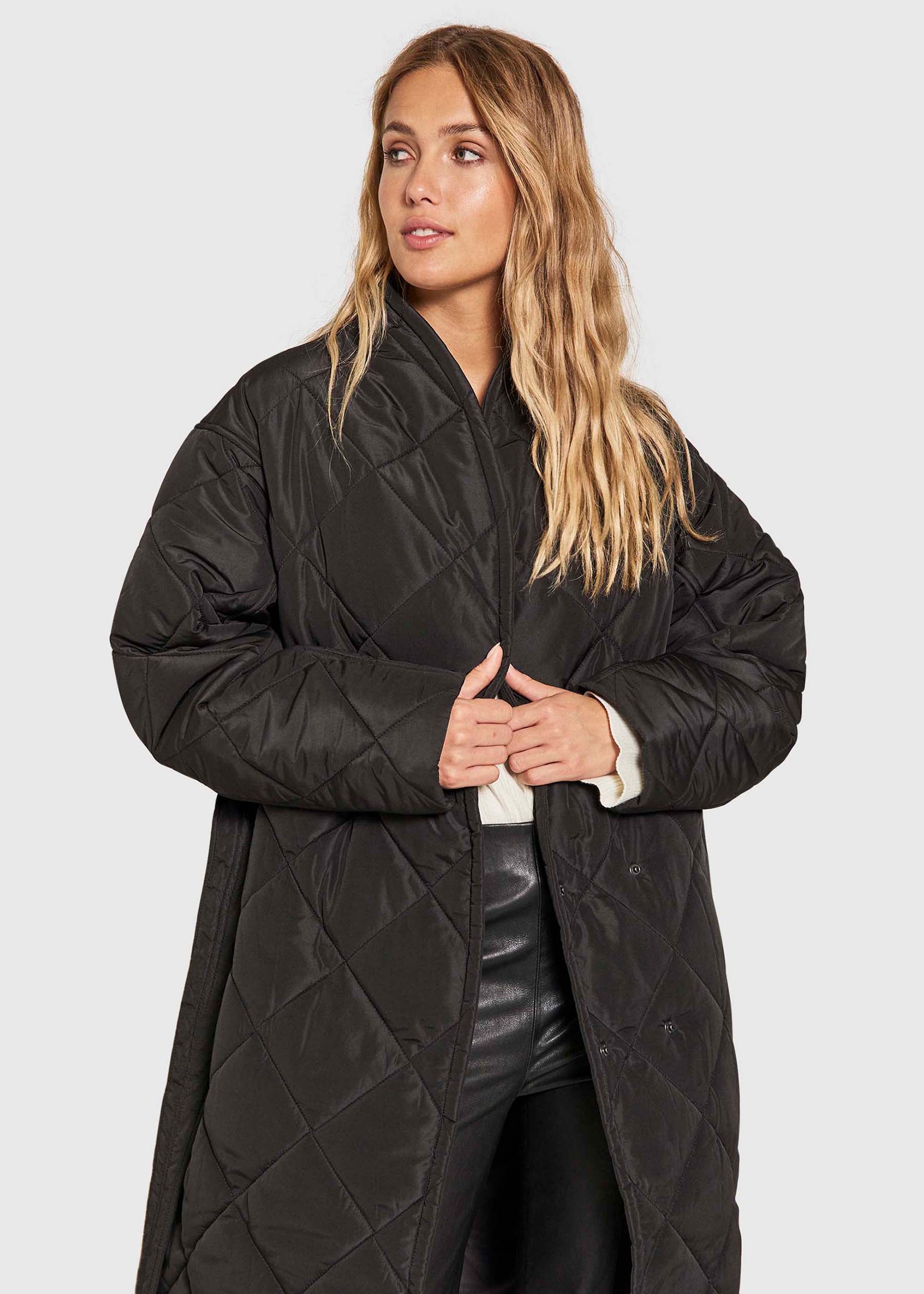 NORR Alma quilted jacket Jackets Black01