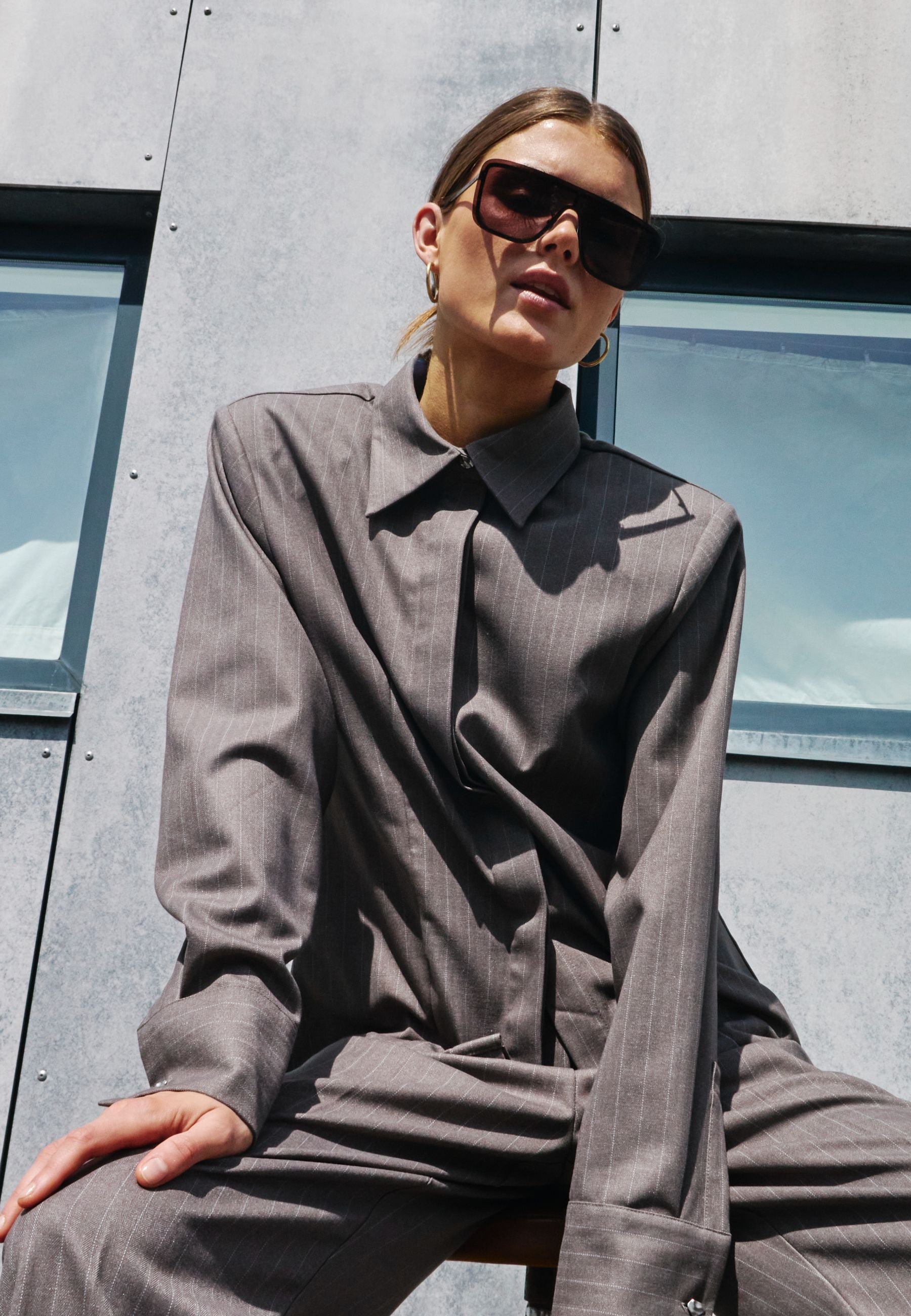 NORR Annemai suited shirt Skjorter Khaki pinstripe