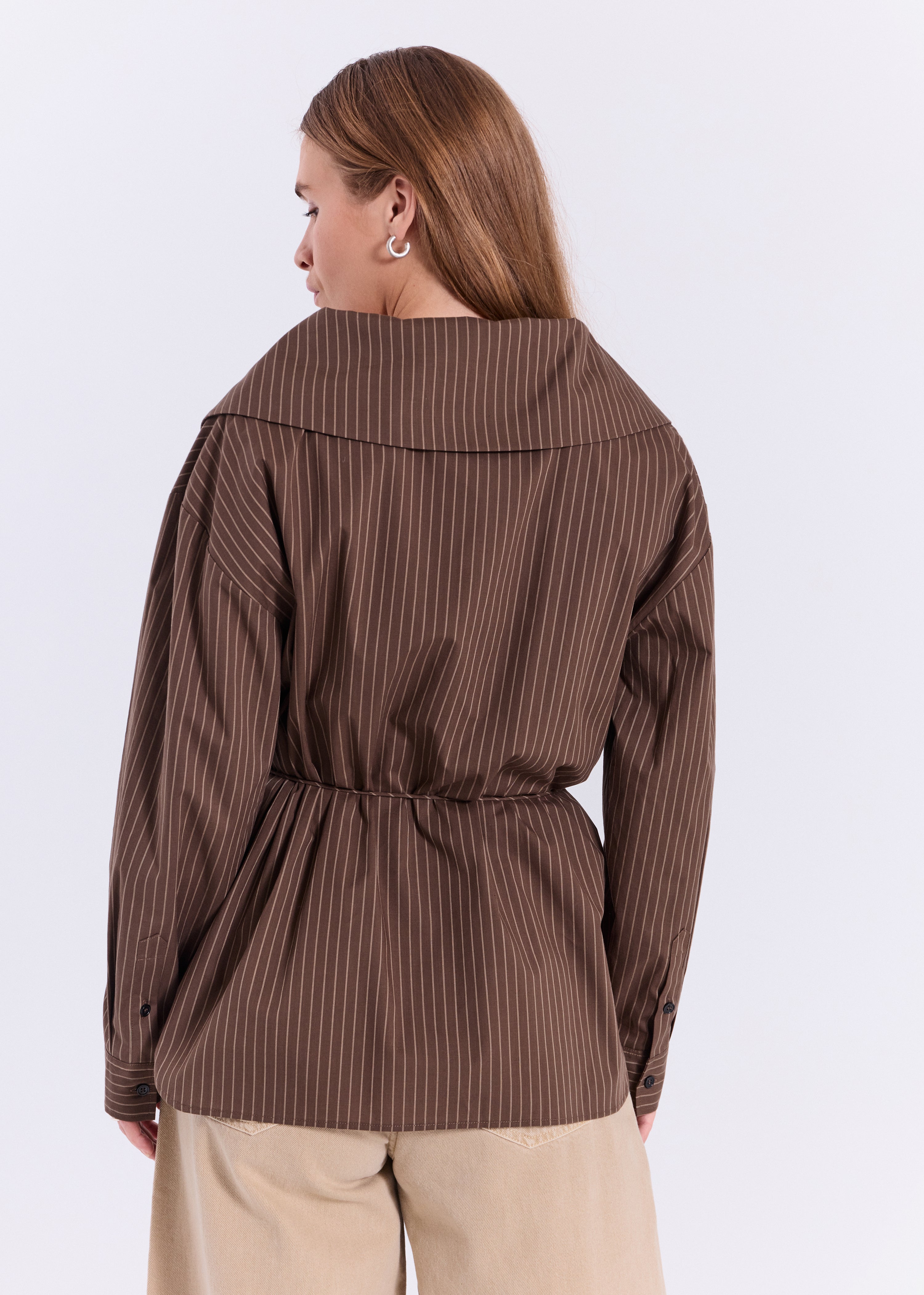 NORR Augusta wide collar shirt Skjorter Dark Brown with Stripes
