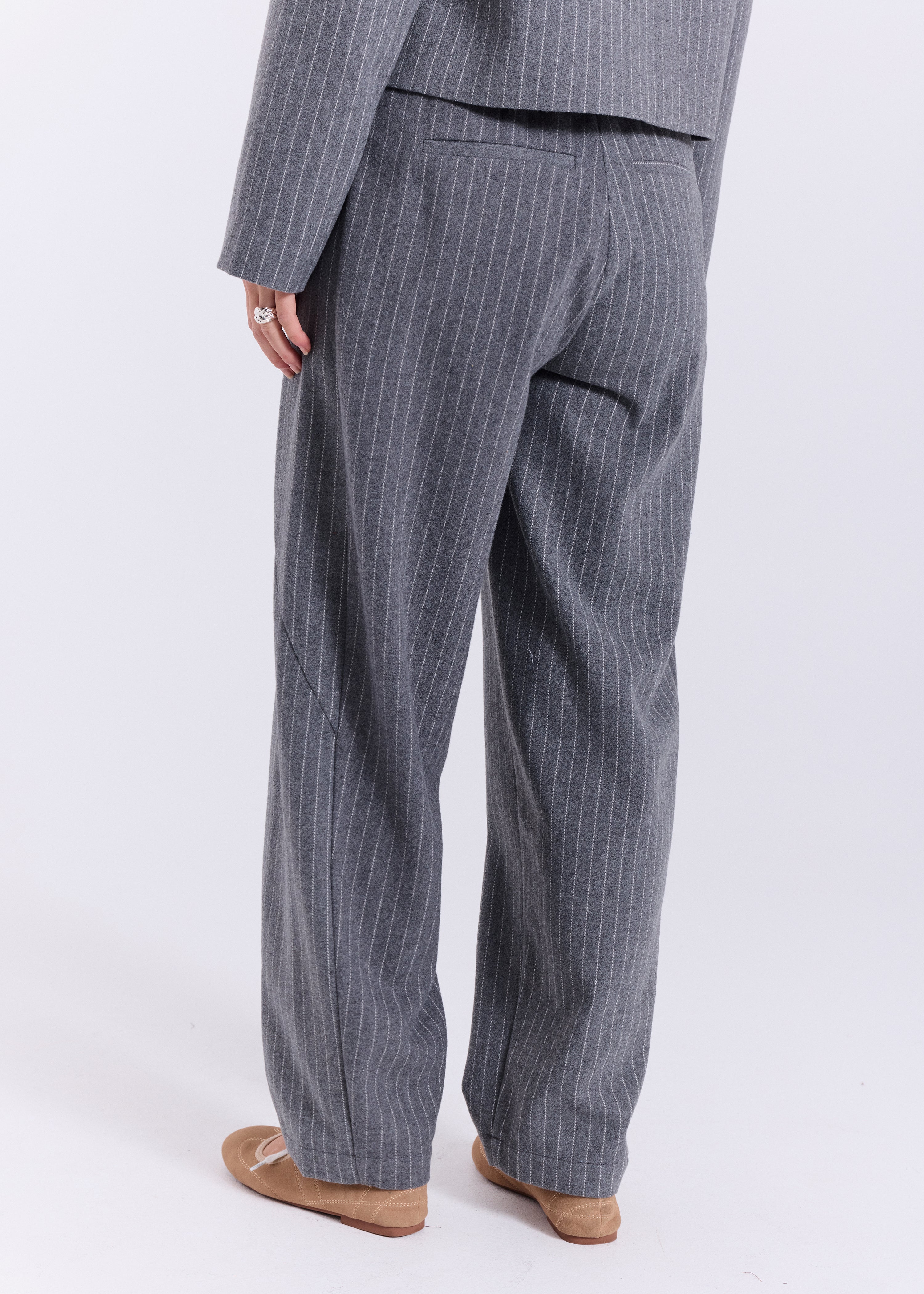 NORR Frigga barrel pants Bukser Light Grey Pinstripe
