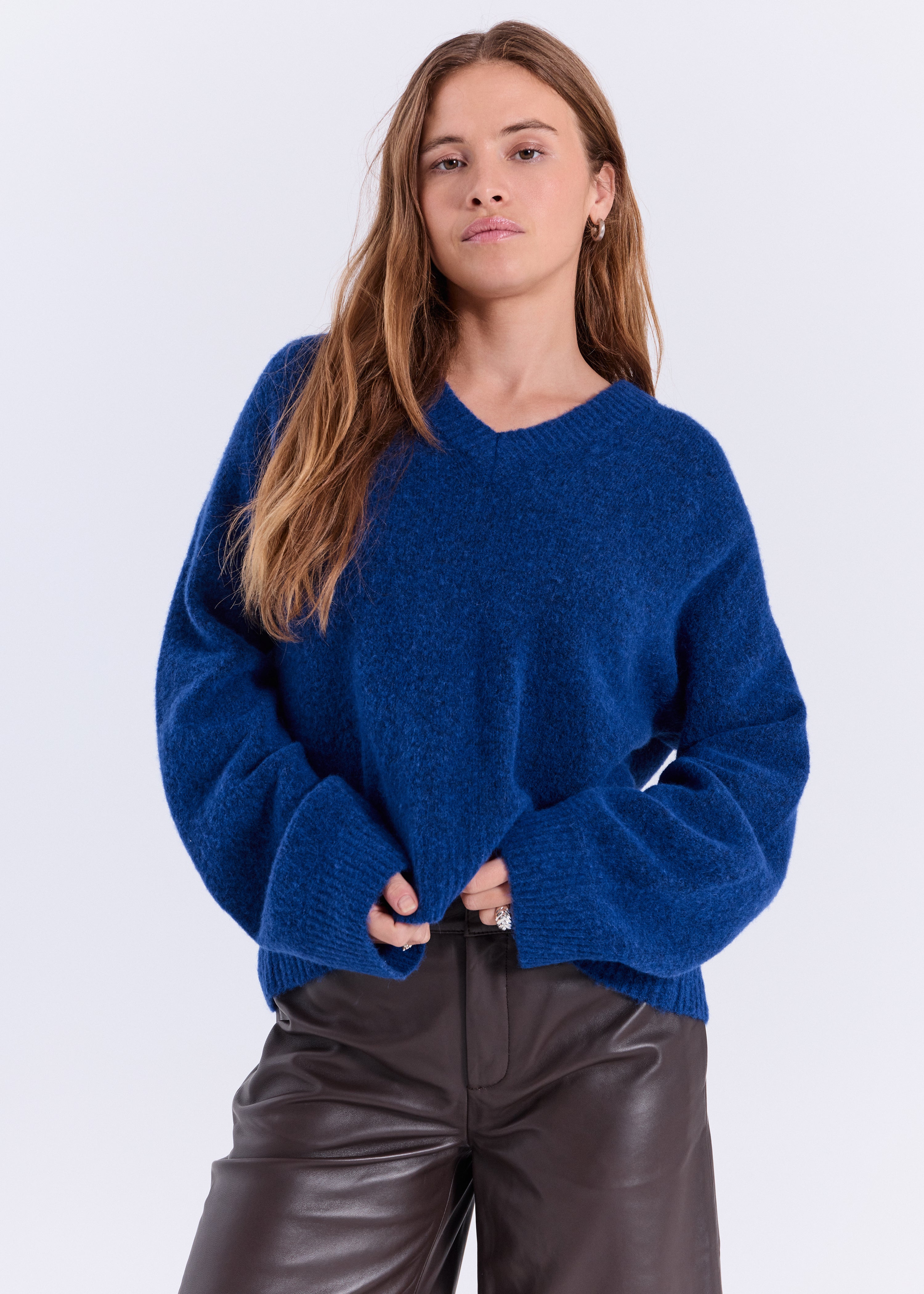 NORR Halli v-neck knit top Strik Blue