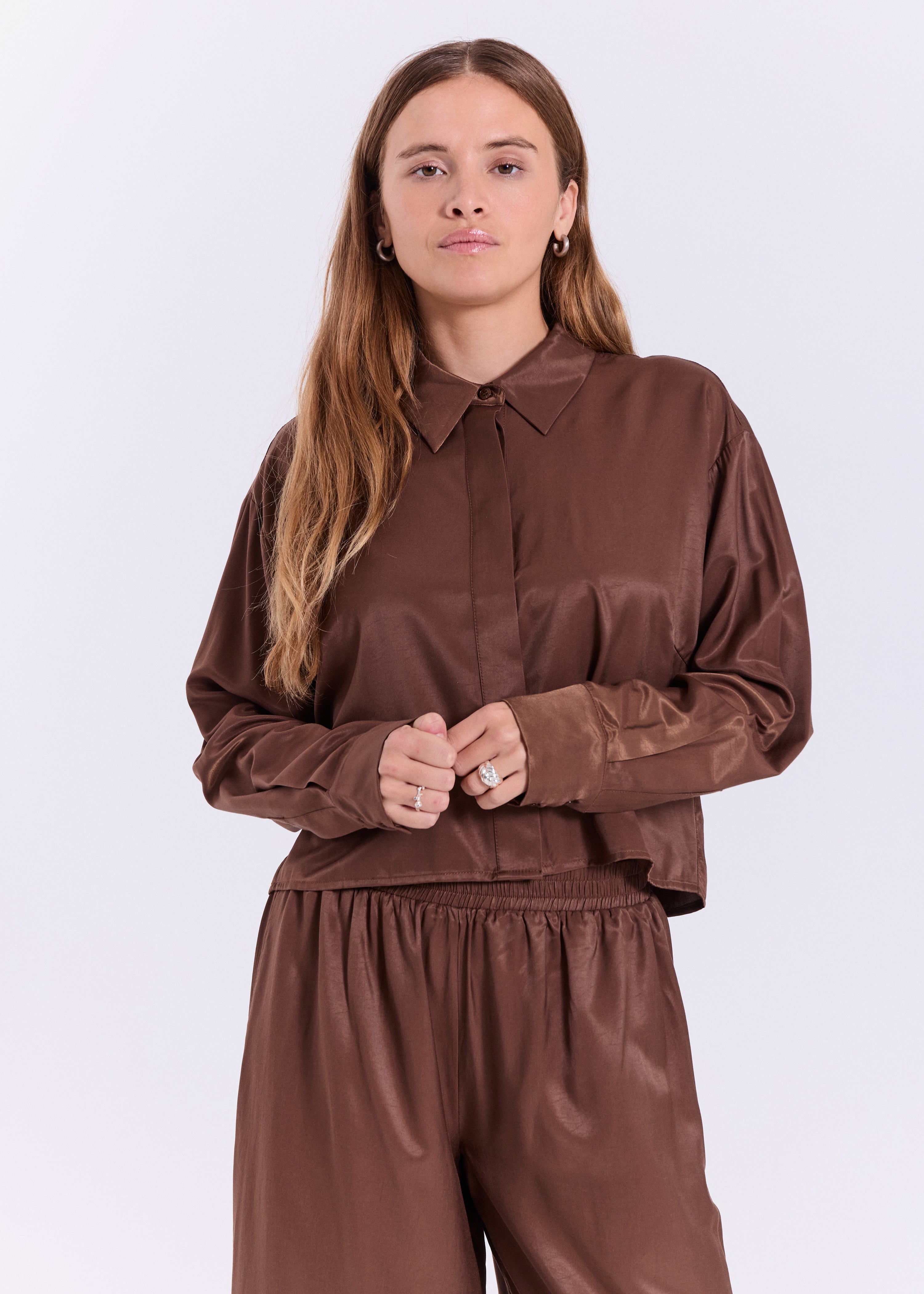 NORR Jola short shirt Skjorter Dark Brown