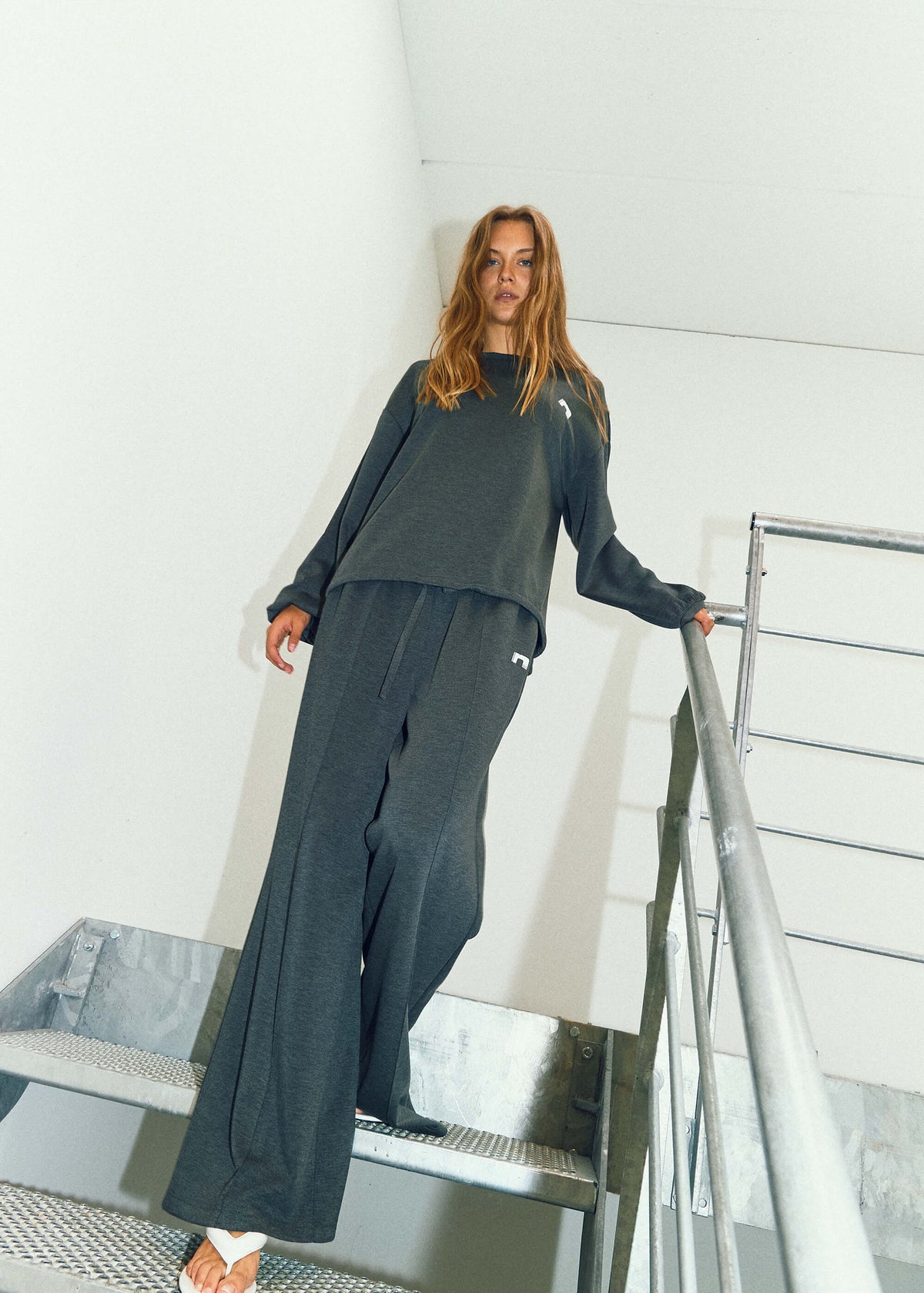 NORR Karla sweat top Toppe Dark grey melange
