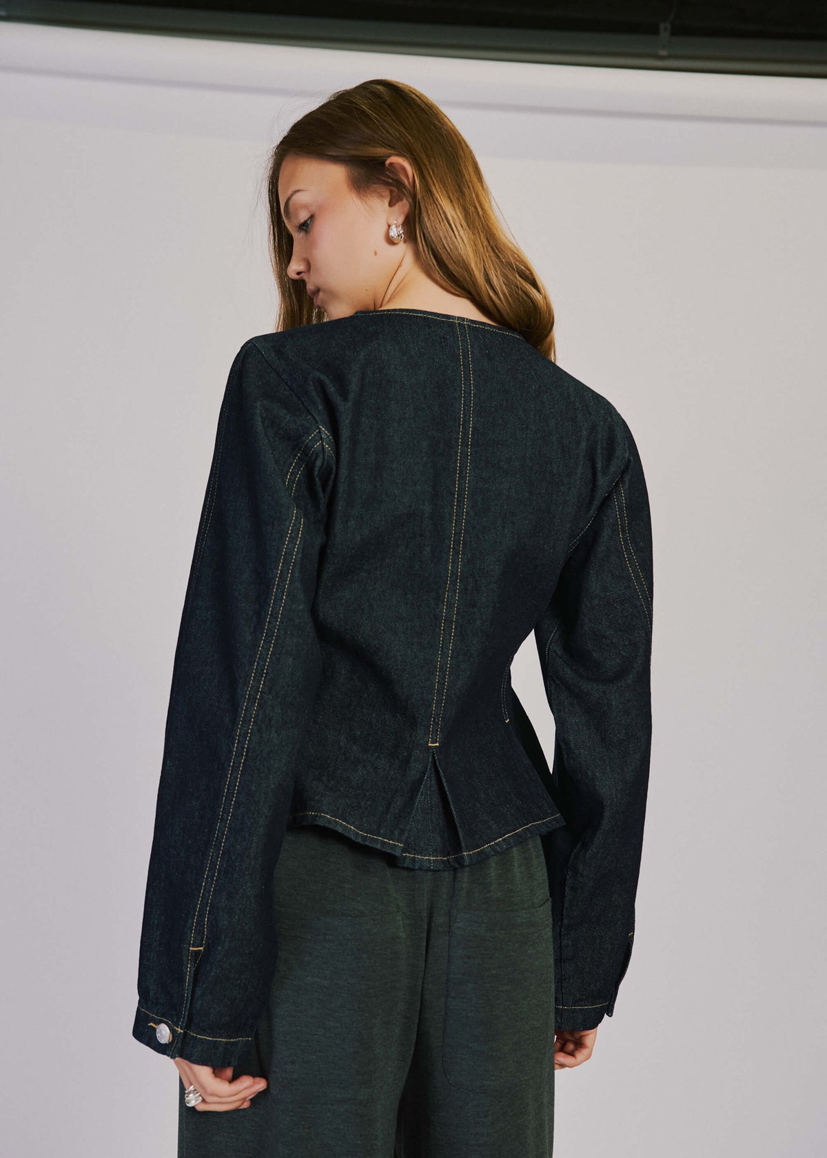 NORR Kenzie peplum denim jacket Jakker Dark blue wash