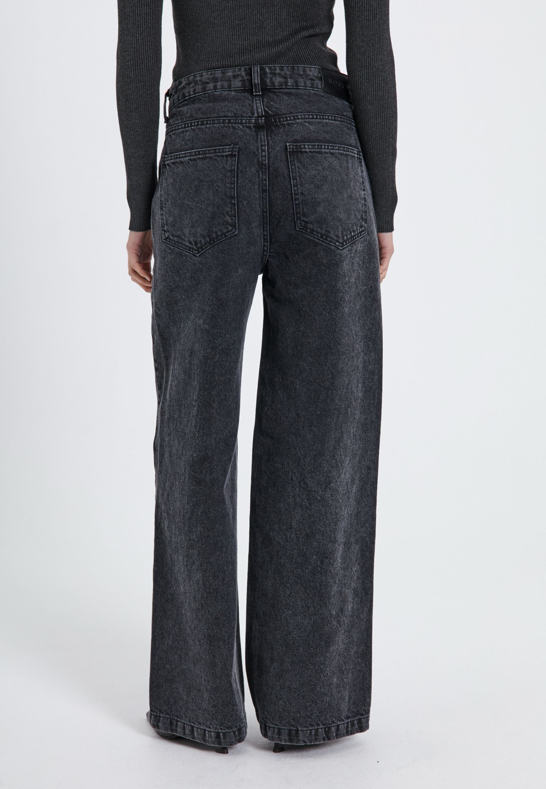 NORR Kenzie wide jeans Bukser Black washed