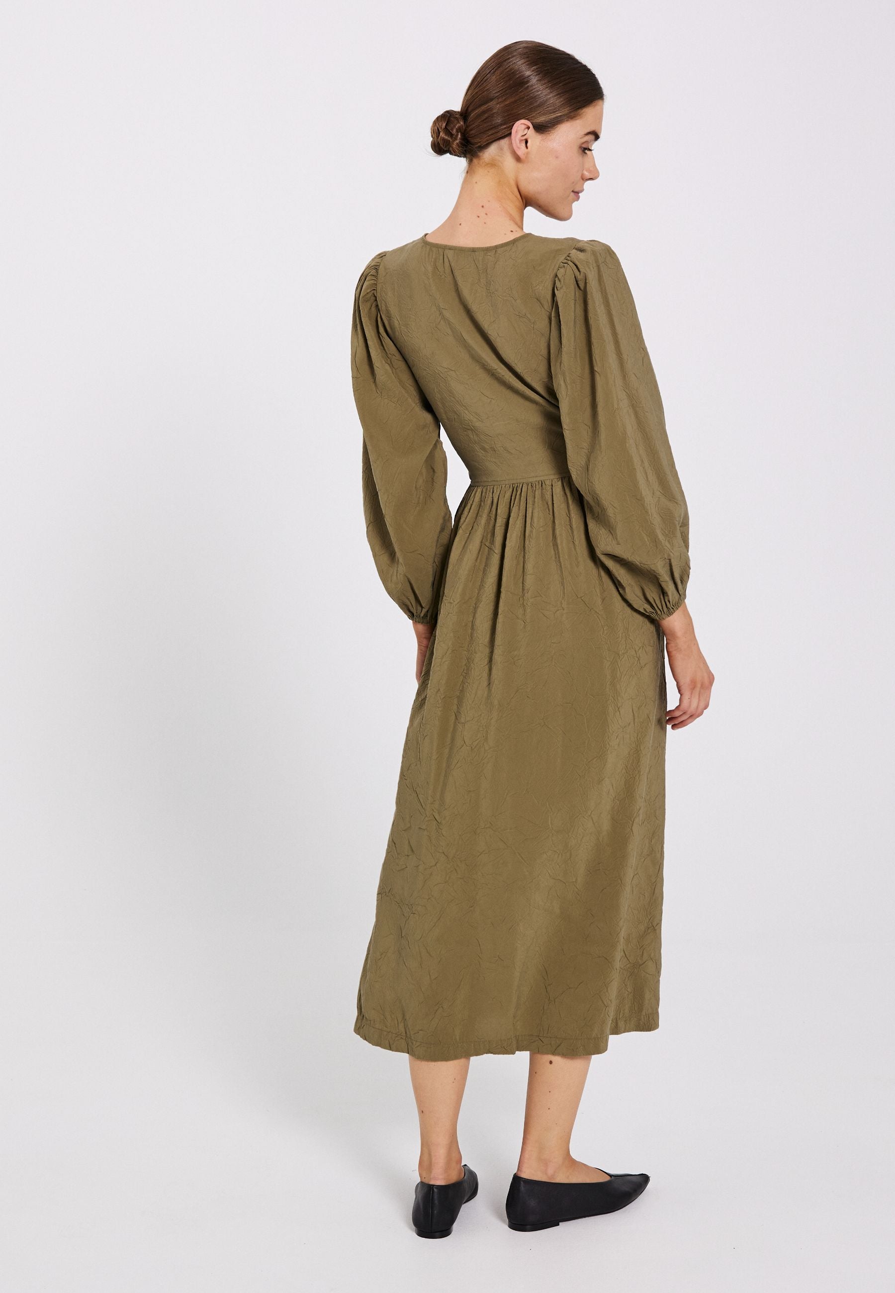 NORR Moa midi dress Dresses Olive