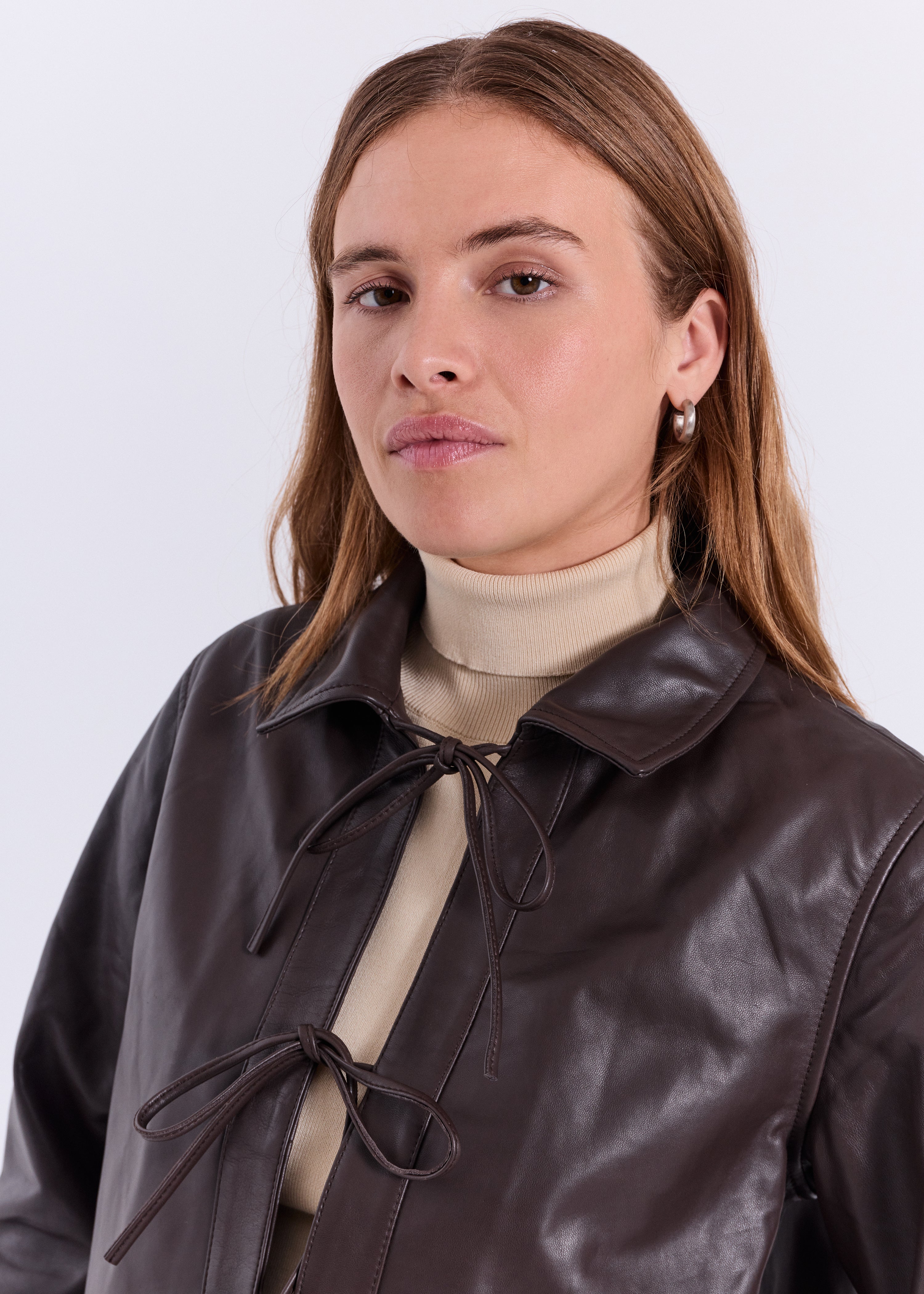 NORR Monica string leather shirt Skjorter Dark Brown