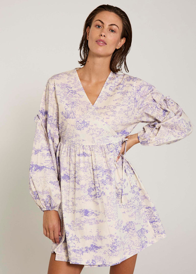 NORR Wishfull wrap dress Dresses Lavender print